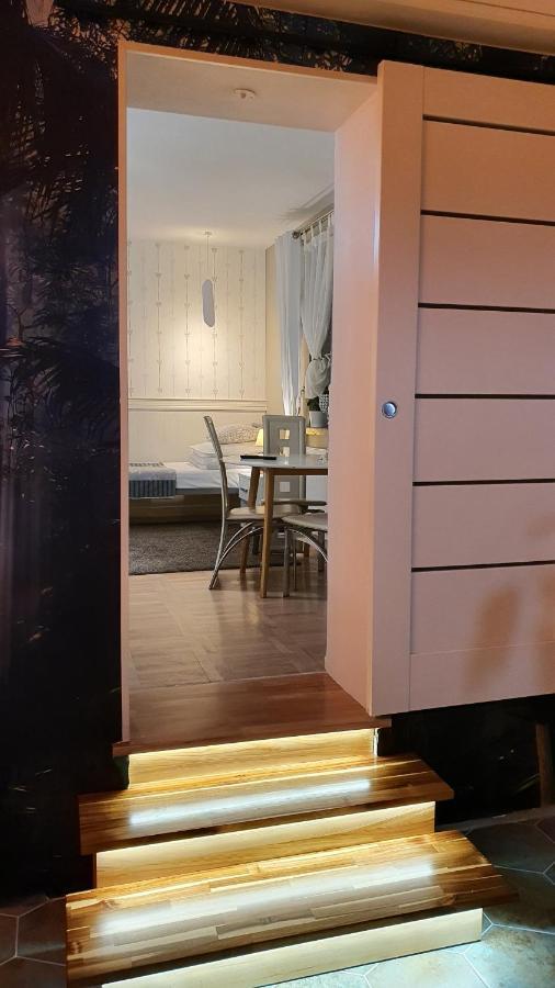 Stara Szkola W Weremowicach Apartment Weremowice Екстериор снимка